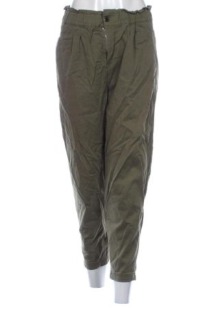 Pantaloni de femei Unbranded, Mărime S, Culoare Verde, Preț 31,49 Lei, #138015470