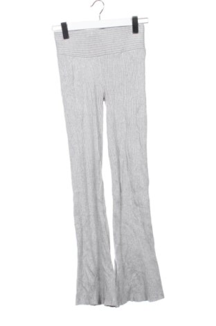 Дамски панталон Stradivarius, Размер XXS, Цвят Сив, Цена 12,00 €, #138017410