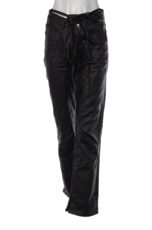 Pantaloni de femei Pretty Little Thing, Mărime S, Culoare Negru, Preț 43,00 Lei, #138029588