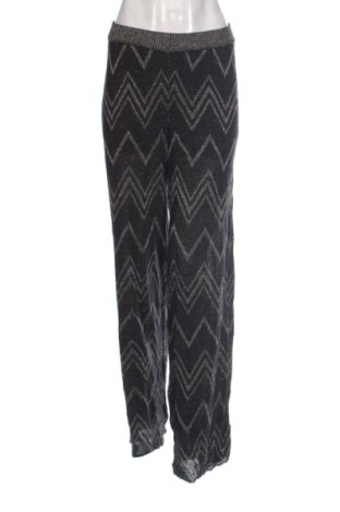 Pantaloni de femei ONLY, Mărime M, Culoare Multicolor, Preț 75,99 Lei, #138048560