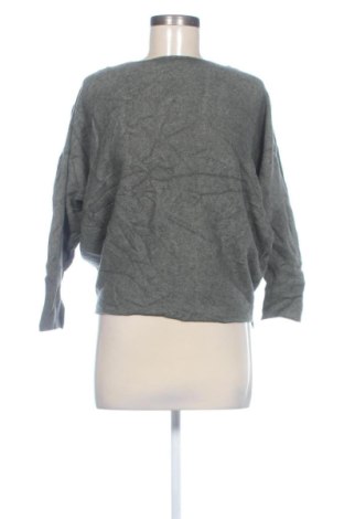 Dámský svetr Unbranded, Velikost M, Barva Šedá, Cena  599,00 Kč, #138003200
