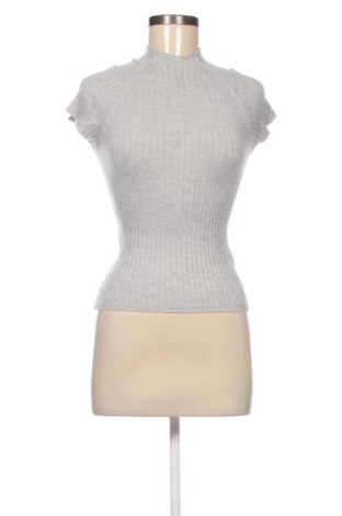 Dámský svetr Stradivarius, Velikost XS, Barva Šedá, Cena  170,00 Kč, #138017457