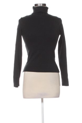 Damski golf Stradivarius, Rozmiar XS, Kolor Czarny, Cena 29,63 zł, #137994541