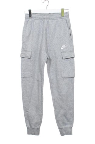 Pantaloni trening de femei Nike, Mărime XS, Culoare Gri, Preț 199,46 Lei, #138015682