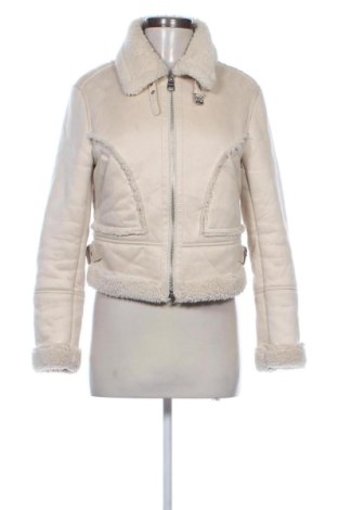 Дамско яке Bershka, Размер S, Цвят Екрю, Цена 42,43 €, #138013305