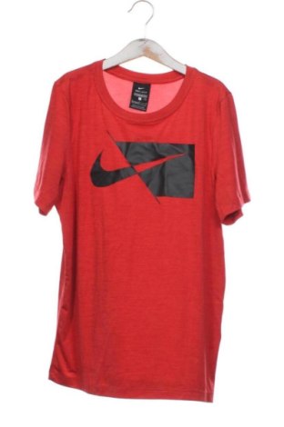 Gyerek póló Nike, Méret 10-11y / 146-152 cm, Szín Piros, Ár 9 855 Ft, #137998408