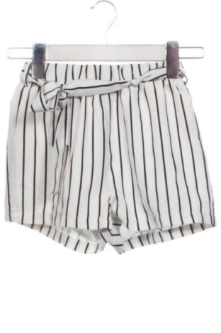 Pantaloni scurți pentru copii SHEIN, Mărime 8-9y/ 134-140 cm, Culoare Multicolor, Preț 38,00 Lei, #137990775