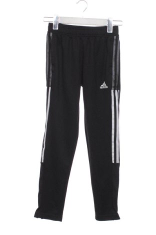 Kinder Sporthose Adidas, Größe 8-9y/ 134-140 cm, Farbe Schwarz, Preis 28,58 €, #137988943