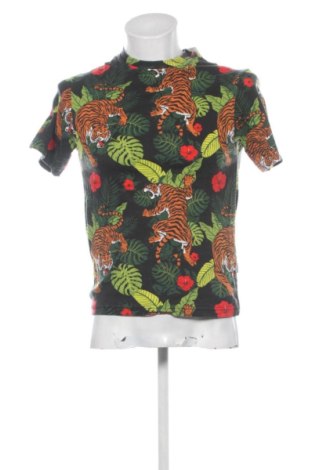 Мъжка тениска Cropp, Размер S, Цвят Многоцветен, Цена 20,40 €, #138002999