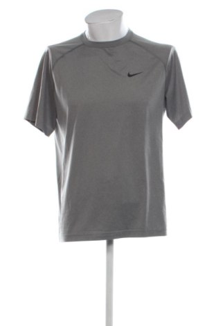 Férfi póló Nike, Méret M, Szín Szürke, Ár 8 872 Ft, #138034314
