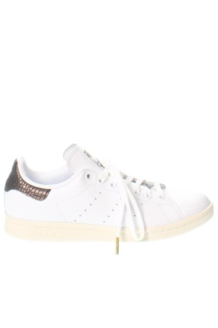 Мъжки обувки Adidas, Размер 41, Цвят Бял, Цена 115,00 €, #138043209