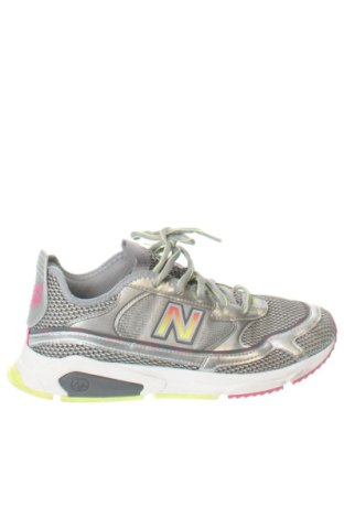 Мъжки обувки New Balance, Размер 41, Цвят Сребрист, Цена 122,89 €, #138013300
