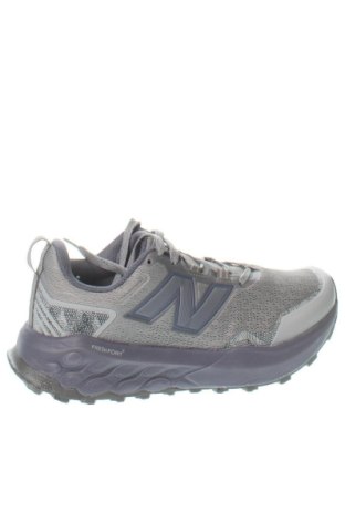 Încălțăminte bărbătească New Balance, Mărime 41, Culoare Gri, Preț 461,99 Lei, #138017592