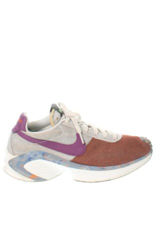 Мъжки обувки Nike, Размер 42, Цвят Многоцветен, Цена 106,88 €, #137989706