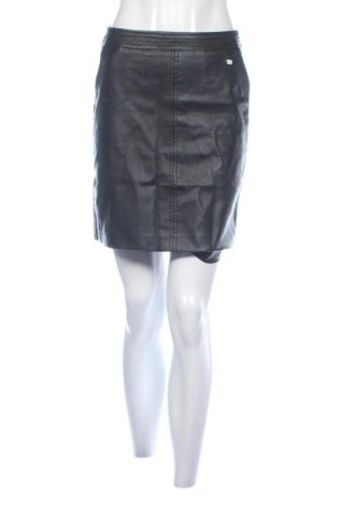 Пола Pepe Jeans, Размер S, Цвят Черен, Цена 14,17 €, #137997166