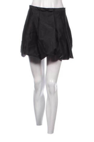 Φούστα Reserved, Μέγεθος S, Χρώμα Μαύρο, Τιμή 15,40 €, #138002579