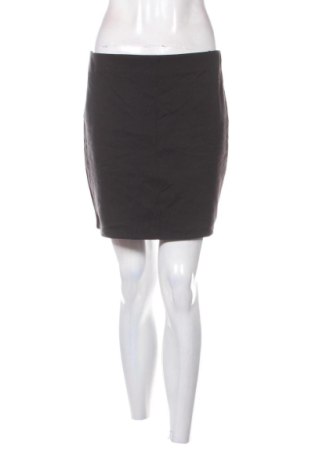 Пола H&M, Размер L, Цвят Черен, Цена 16,36 €, #138004907