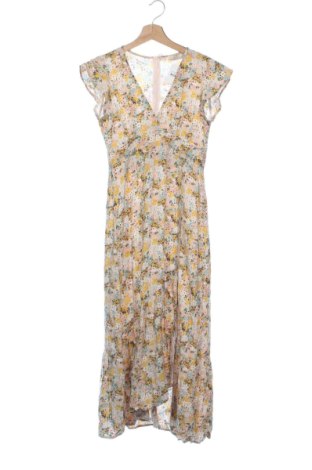 Šaty  Pull&Bear, Veľkosť M, Farba Viacfarebná, Cena  16,19 €, #137988614