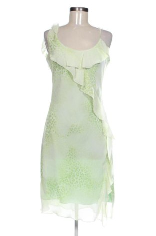 Sukienka Chic, Rozmiar M, Kolor Zielony, Cena 94,36 zł, #137999688