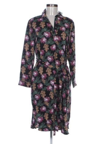 Kleid Timeout, Größe M, Farbe Mehrfarbig, Preis 20,00 €, #138013793