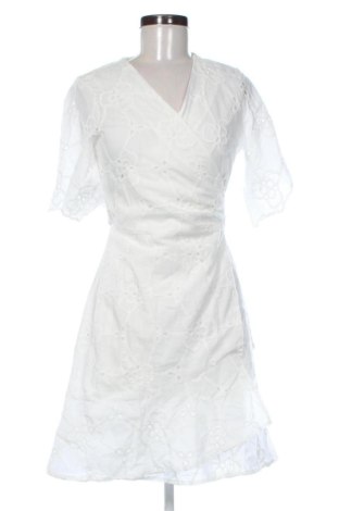 Rochie Verychi, Mărime M, Culoare Alb, Preț 183,72 Lei, #138016820