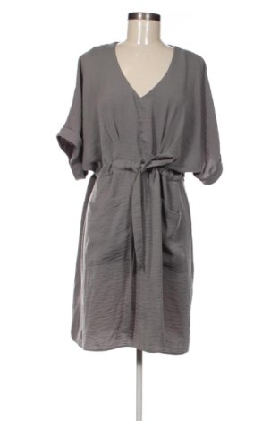 Sukienka Primark, Rozmiar L, Kolor Szary, Cena 54,84 zł, #138018087