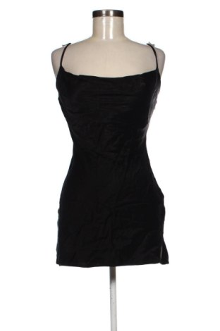 Рокля Bershka, Размер S, Цвят Черен, Цена 17,97 €, #138018306