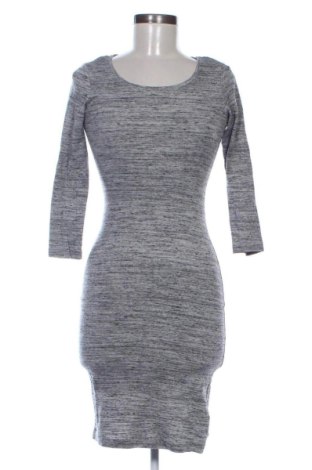 Kleid H&M, Größe M, Farbe Grau, Preis 13,00 €, #138026852