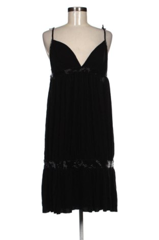 Rochie Guess, Mărime L, Culoare Negru, Preț 421,05 Lei, #138035300