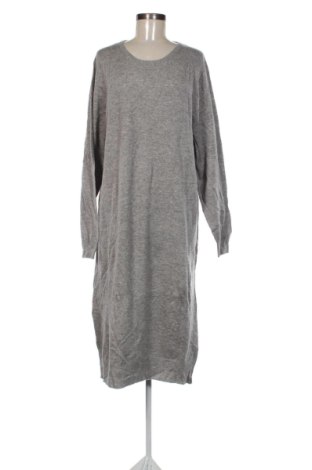 Rochie Andrea Eberle, Mărime XL, Culoare Gri, Preț 779,99 Lei, #138048703
