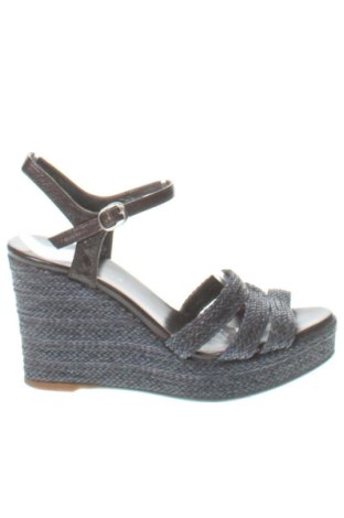 Sandale Andrea Puccini, Mărime 39, Culoare Multicolor, Preț 645,00 Lei, #138026903