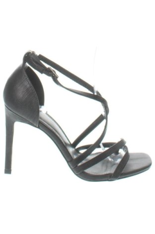 Sandale Jenny Fairy, Mărime 38, Culoare Negru, Preț 173,22 Lei, #137997736