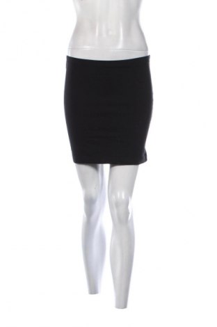 Sukně H&M, Velikost S, Barva Černá, Cena  49,00 Kč