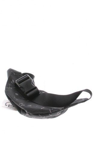 Deréktáska Dakine, Szín Fekete, Ár 2 769 Ft