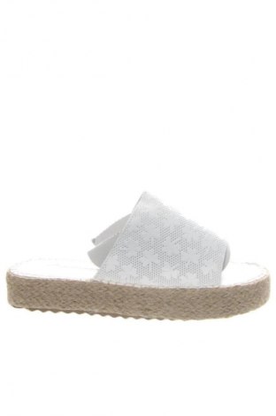 Γυναικείες παντόφλες RunnerBoss, Μέγεθος 39, Χρώμα Λευκό, Τιμή 25,99 €