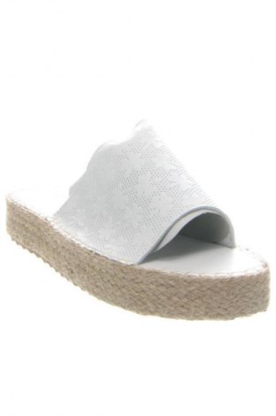 Γυναικείες παντόφλες RunnerBoss, Μέγεθος 39, Χρώμα Λευκό, Τιμή 25,99 €