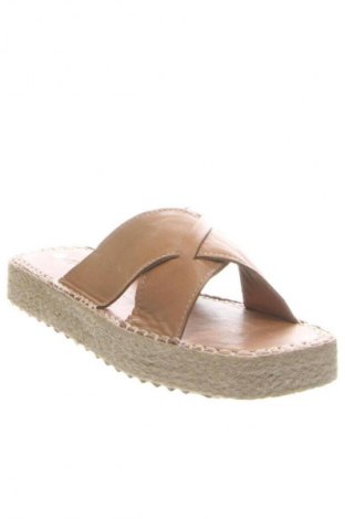 Γυναικείες παντόφλες RunnerBoss, Μέγεθος 37, Χρώμα Καφέ, Τιμή 28,99 €