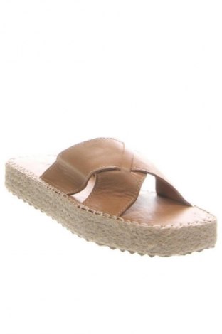 Γυναικείες παντόφλες RunnerBoss, Μέγεθος 38, Χρώμα Καφέ, Τιμή 20,99 €