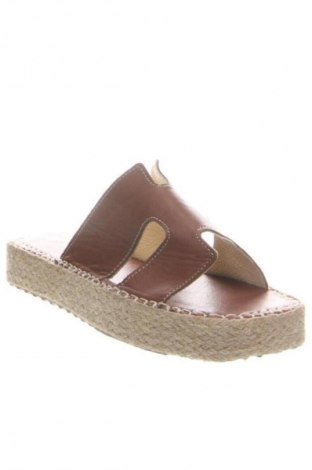 Γυναικείες παντόφλες RunnerBoss, Μέγεθος 36, Χρώμα Καφέ, Τιμή 20,99 €