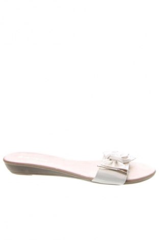 Γυναικείες παντόφλες Unbranded, Μέγεθος 40, Χρώμα Λευκό, Τιμή 15,70 €