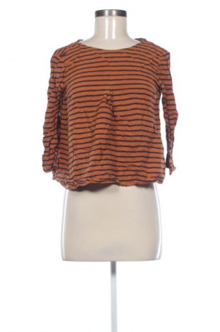 Damen Shirt Bershka, Größe S, Farbe Mehrfarbig, Preis 1,99 €