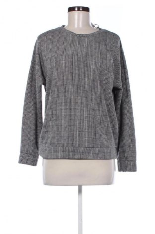 Dámská halenka F&F, Velikost M, Barva Vícebarevné, Cena  59,00 Kč