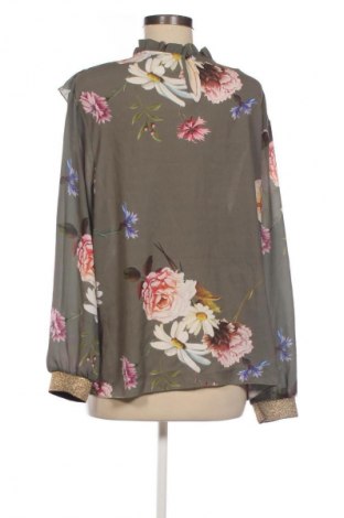 Dámská halenka Lacony, Velikost M, Barva Vícebarevné, Cena  69,00 Kč