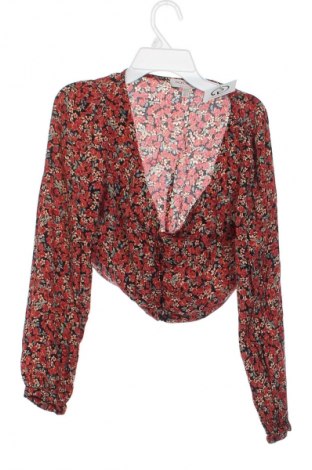 Дамска блуза Pull&Bear, Размер M, Цвят Многоцветен, Цена 6,65 €