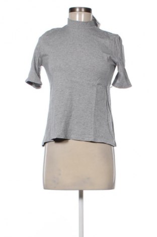 Γυναικεία μπλούζα Pull&Bear, Μέγεθος S, Χρώμα Γκρί, Τιμή 5,99 €