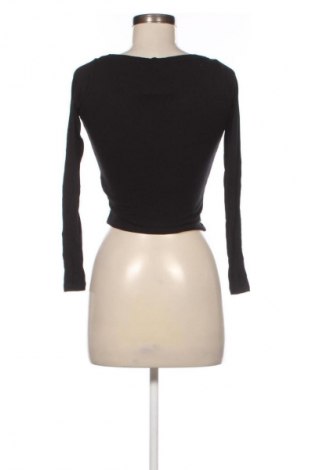 Дамска блуза Stradivarius, Размер S, Цвят Черен, Цена 2,04 €