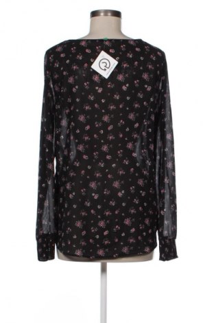 Dámská halenka United Colors Of Benetton, Velikost M, Barva Vícebarevné, Cena  69,00 Kč