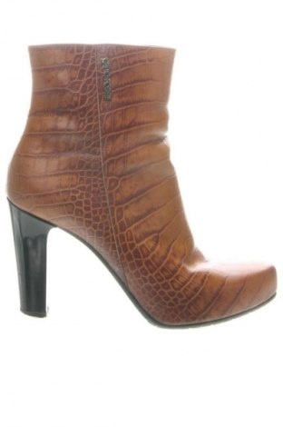 Dámské boty  Gino Rossi, Velikost 39, Barva Hnědá, Cena  199,00 Kč