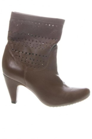 Дамски боти Unbranded, Размер 39, Цвят Кафяв, Цена 15,33 €
