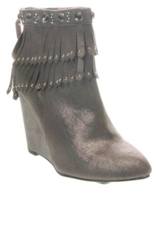 Dámské poltopánky Unbranded, Veľkosť 39, Farba Béžová, Cena  8,95 €